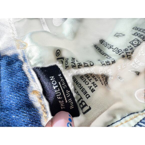 Blank NYC Women's The Fulton Dress Down Party Distressed Cuffed Shorts Size 26 - Picture 13 of 13